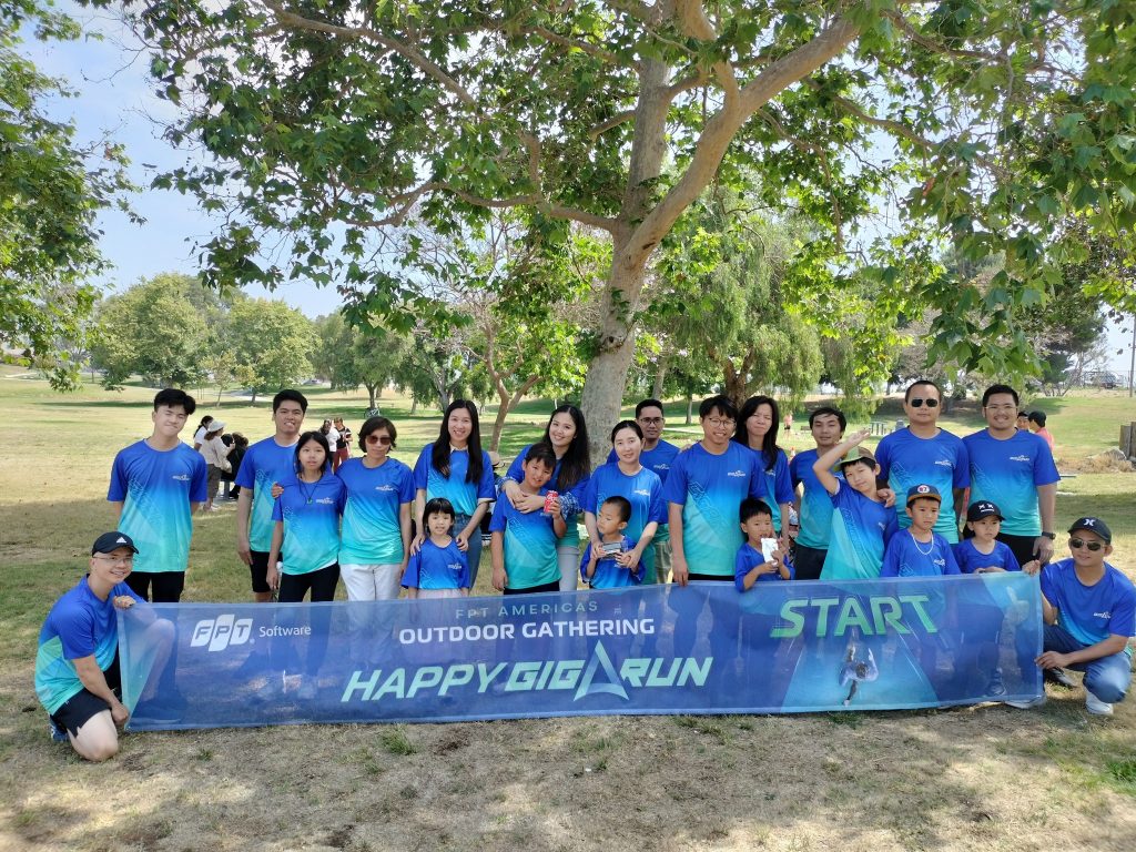 FAM-ers spread happy footprints in Los Angeles (LA), USA